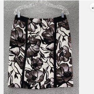 PREMISE Black and White LINEN/RAYON BLEND  Floral Pencil Skirt, Size 6 NEW WITH